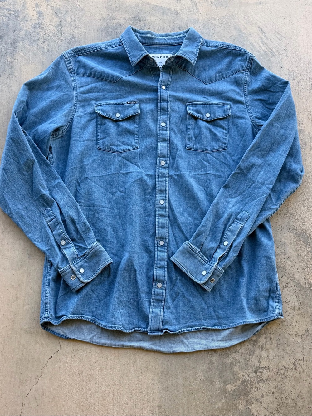Poncho denim Western Button-Down Shirt in Light Blue -